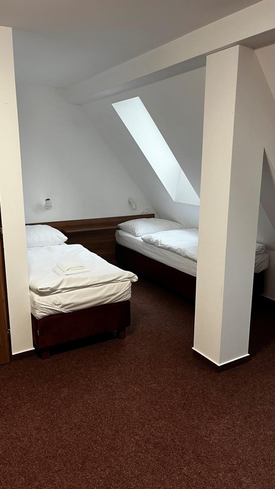Penzion Sessler *** Trnava Eksteriør bilde
